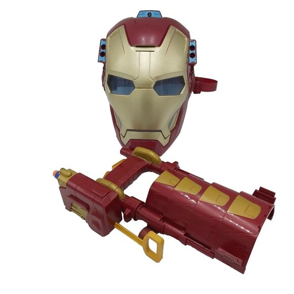 Hasbro Iron Man Light Up Talking Mask 2012 Arm Weapon 2015 Marvel Comics Heroes - Picture 9 of 10